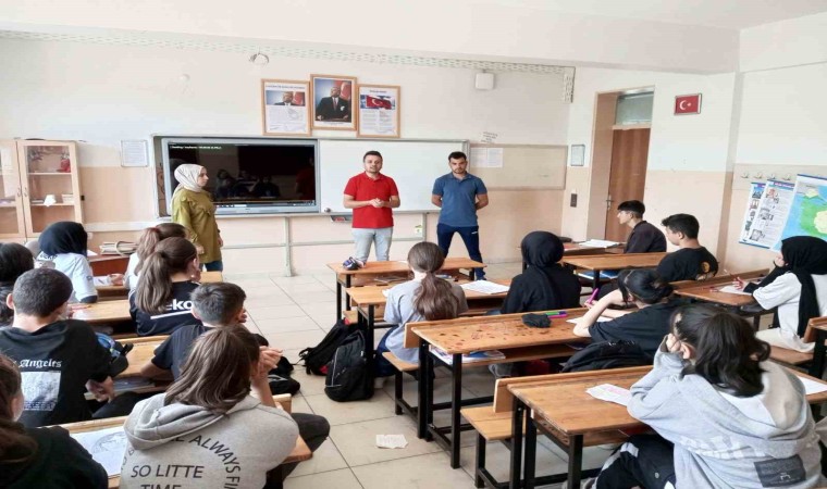 Hisarcıkta ortaokul öğrencilerine Anadolu Lisesi tanıtıldı