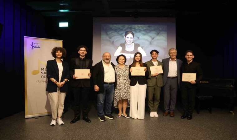 İş Sanatın genç müzisyenleri ödüllerini aldı