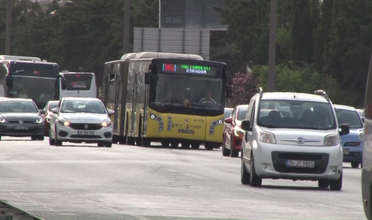 İstanbulda bayram tatili trafiği devam ediyor