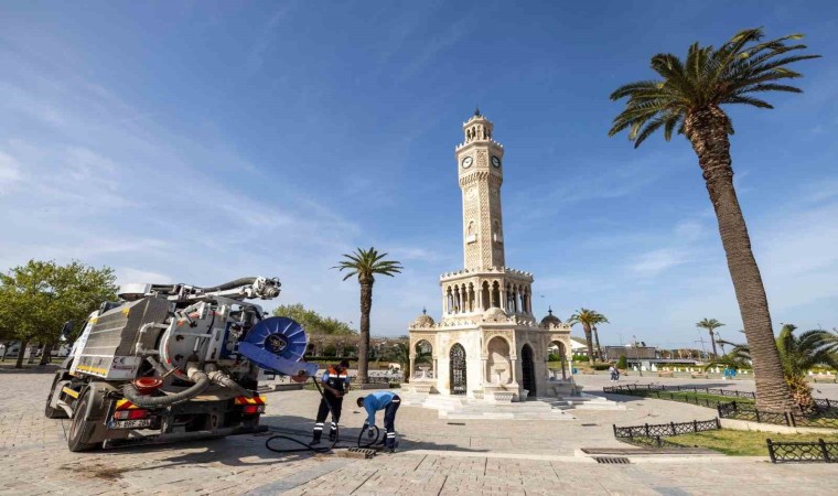 İzmirin altyapı hatlarında temizlik seferberliği