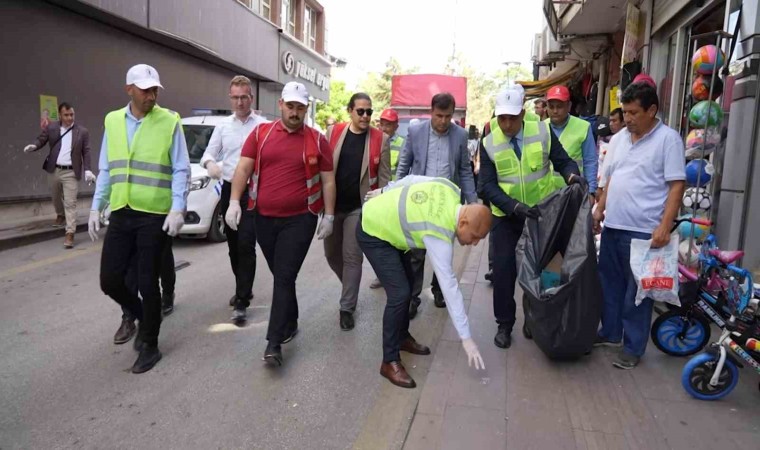 Kırıkkalede temizlik seferberliği: Başkan Önal ve ekibi sahada