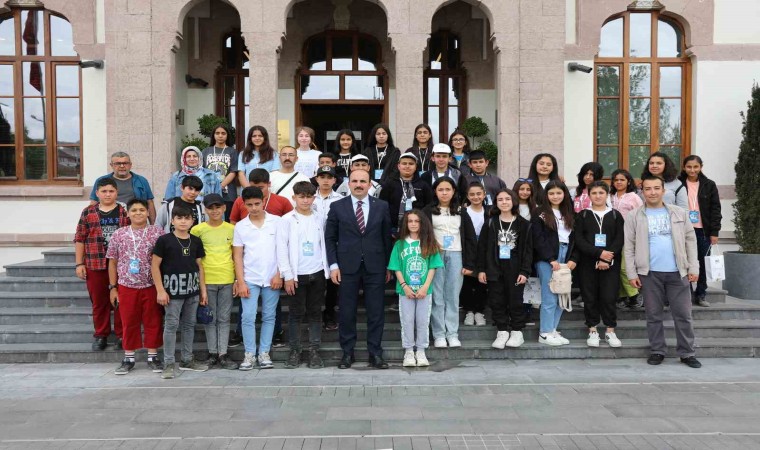 Konya Büyükşehirin kültür gezileriyle ilçelerde yaşayan binlerce öğrenci Konyayı yakından keşfetti