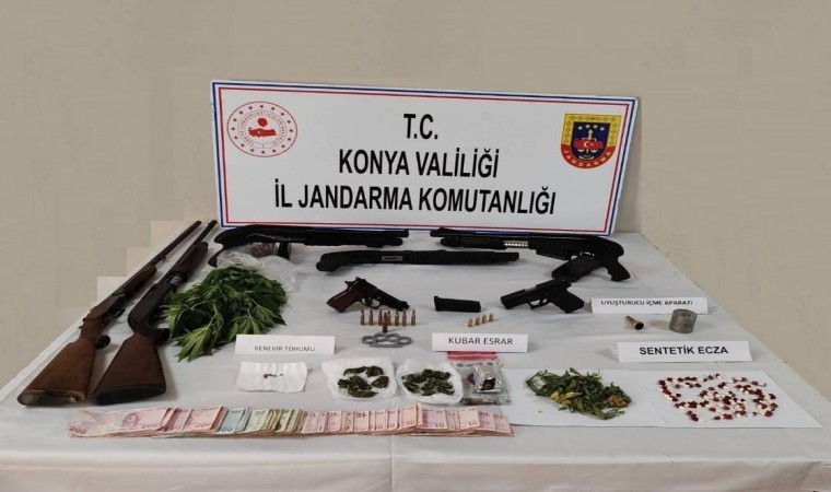 Konyada uyuşturucu madde imal ve ticareti yapanlara operasyon: 2 gözaltı