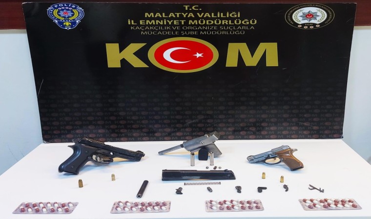 Malatya polisi silah kaçakçılarına göz açtırmıyor