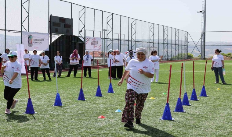 Manisada kadınlara yönelik spor etkinlikleri büyük ilgi gördü