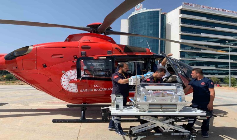 Mavi Bebek hastalığı teşhisi konan bebek Ambulans Helikopter ile Ankaraya sevk edildi