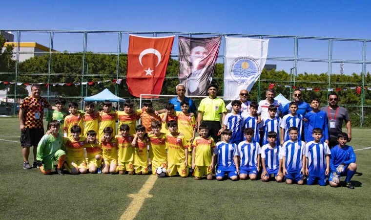 Mersinde Çocuk Futbol Şenliği başladı