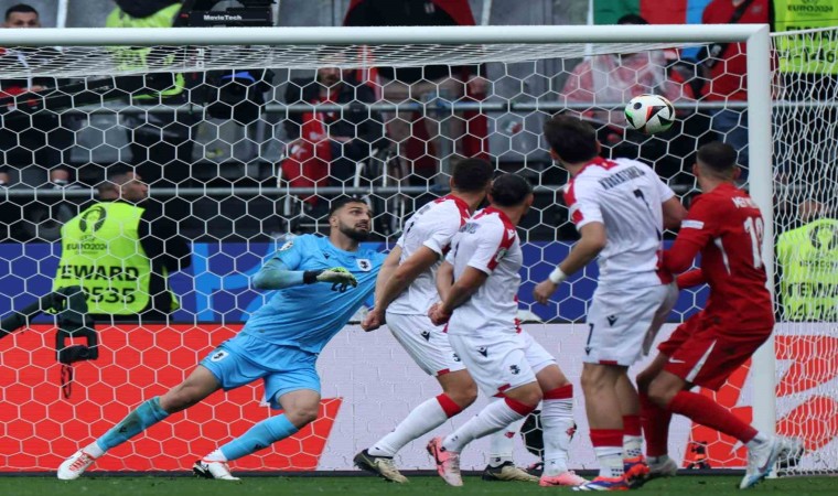 Mert Müldürün golü Euro 2024te haftanın golü seçildi