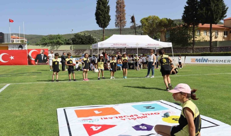 Muğlada çocuk oyunları şenliği düzenlendi