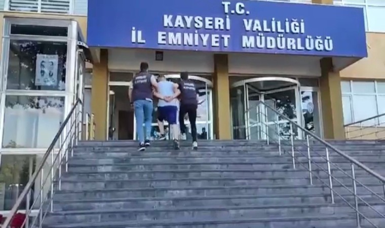 Narkotik adım adım takip etti, uyuşturucu tacirlerini yakaladı