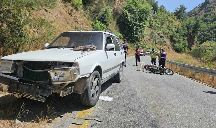 Otomobil ile motosiklet çarpıştı: 1 ağır yaralı