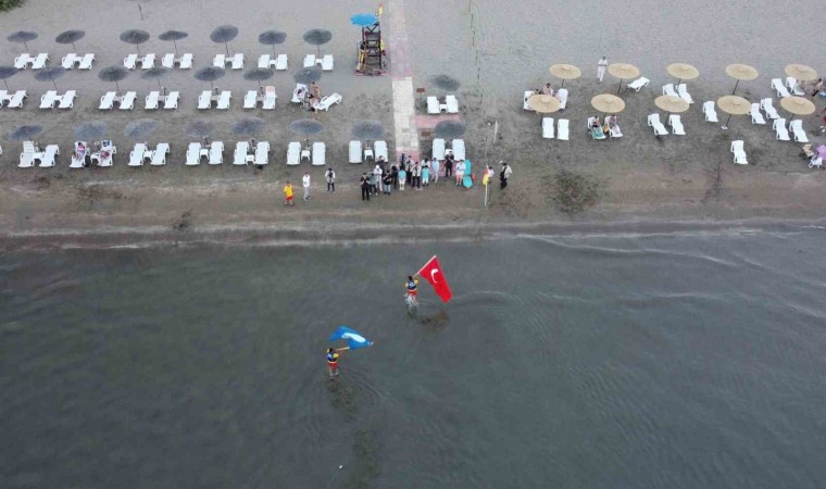 Plajlara mavi bayraklar çekildi, turizm sezonu başladı