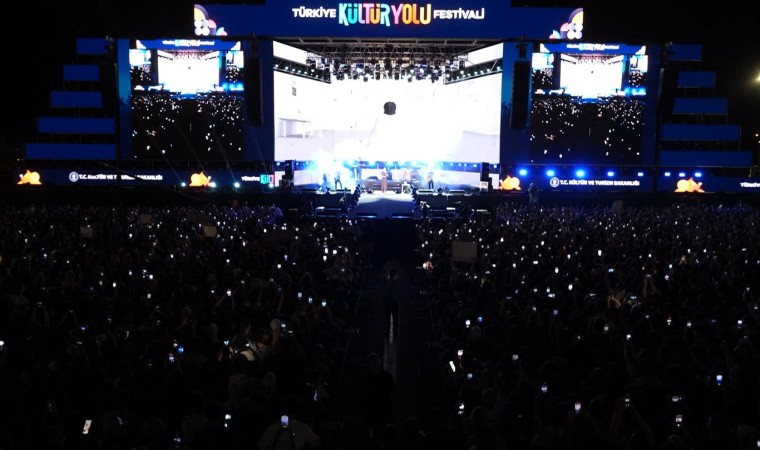 Samsunda Kültür Yolu Festivali coşkuyla devam ediyor