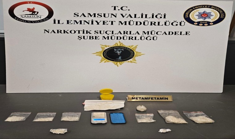 Samsunda uyuşturucu ve ruhsatsız tabanca ele geçirildi