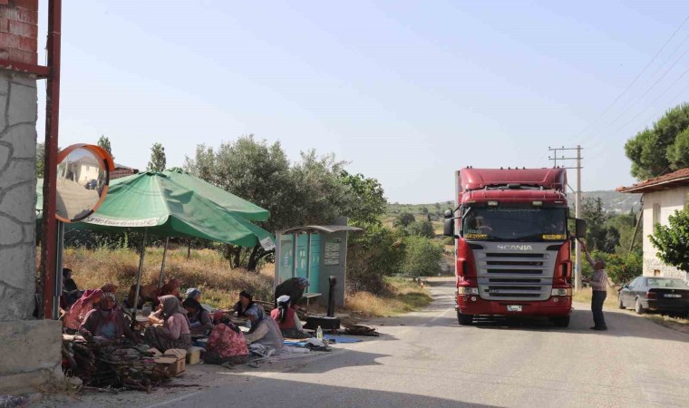 Selendinin Çortak Mahallesinde asırlık gelenek yaşatılıyor