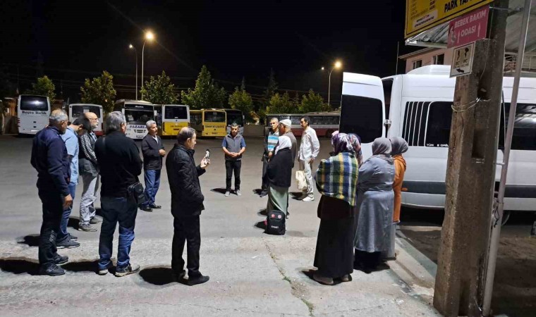 Simavda son hacı adayları kutsal topraklara uğurladı