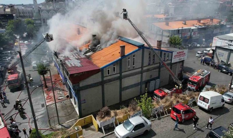 Sultangazide Sanko Sanayi Sitesinde korkutan yangın