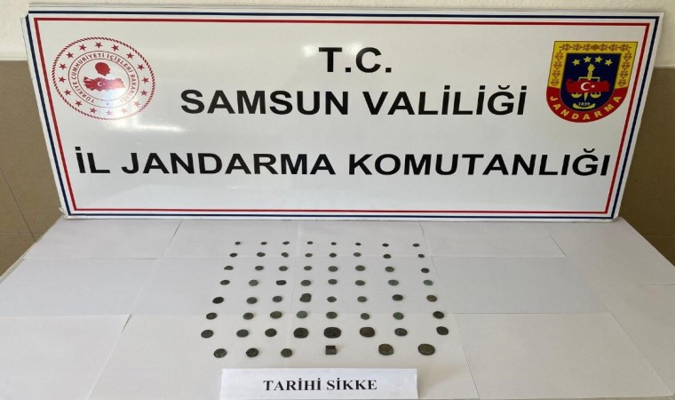 Tarihi eser kaçakçısı jandarma ekiplerince yakalandı