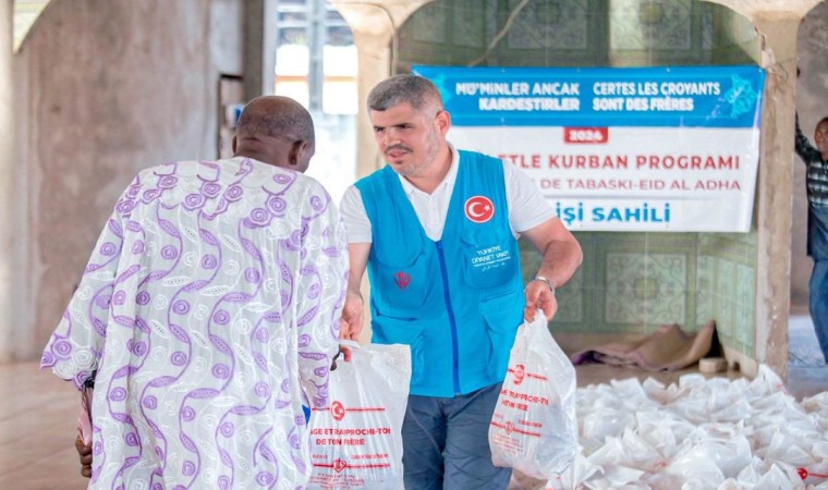 TDVden Fildişi Sahilinde 300 bin muhtaç aileye yardım