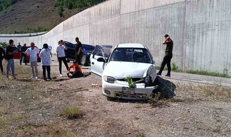 Tokatta trafik kazası: 3 yaralı