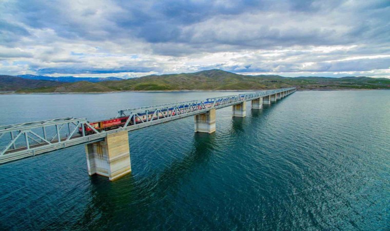 Turistik Tatvan Treni 24 Haziranda yola çıkıyor