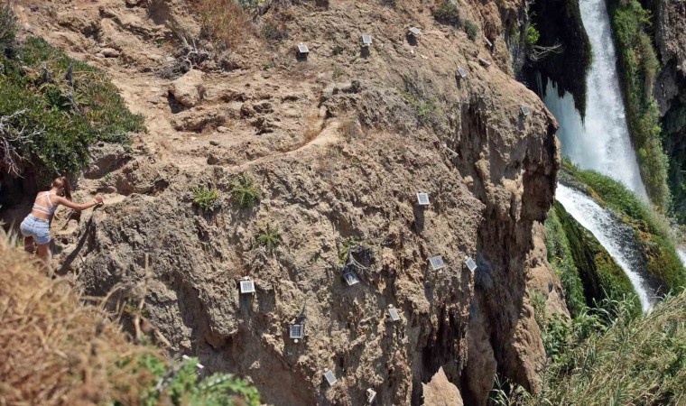 Turistlerin yasak aşkı Düden Şelalesi