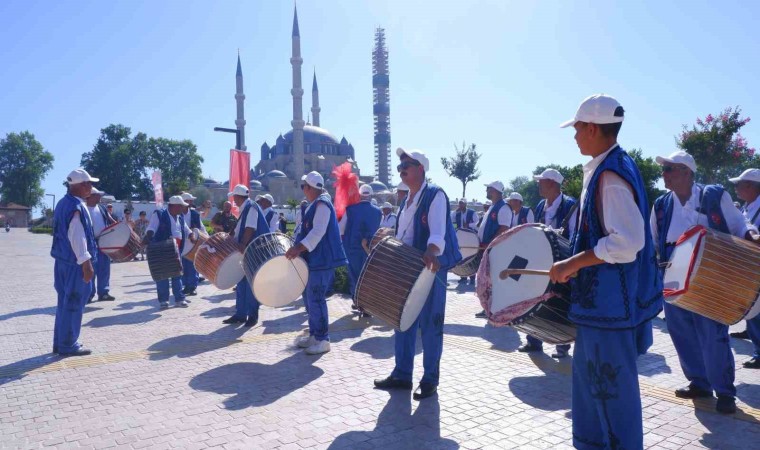 40 kişilik davul zurna ekibinden Kırkpınara davet