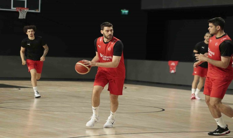 A Milli Erkek Basketbol Takımı, İstanbuldaki çalışmalarını tamamladı