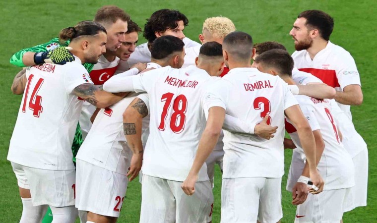 A Milli Futbol Takımı, Avrupa Şampiyonasında 3. kez çeyrek finalde