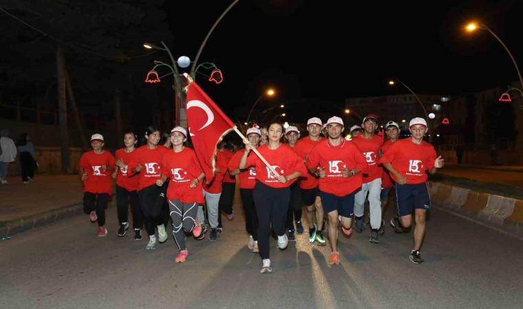 Ağrıda “15 Temmuz Sancak Koşusu” düzenlendi