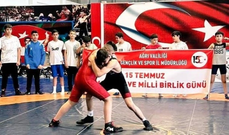 Ağrıda 15 Temmuz Şehitleri anısına sportif müsabakalar düzenlendi