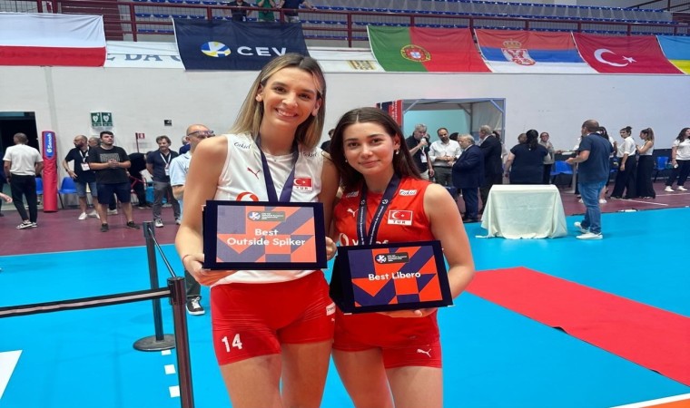 Aleksia Karutasu ve Selin Adalı, U22 Avrupa Şampiyonasında rüya takıma seçildi