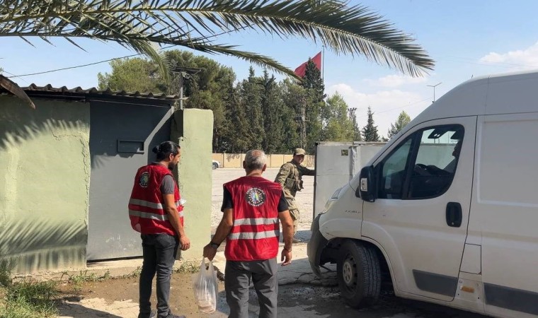 Aşure kazanları sınırdaki asker ve polisler için kaynadı