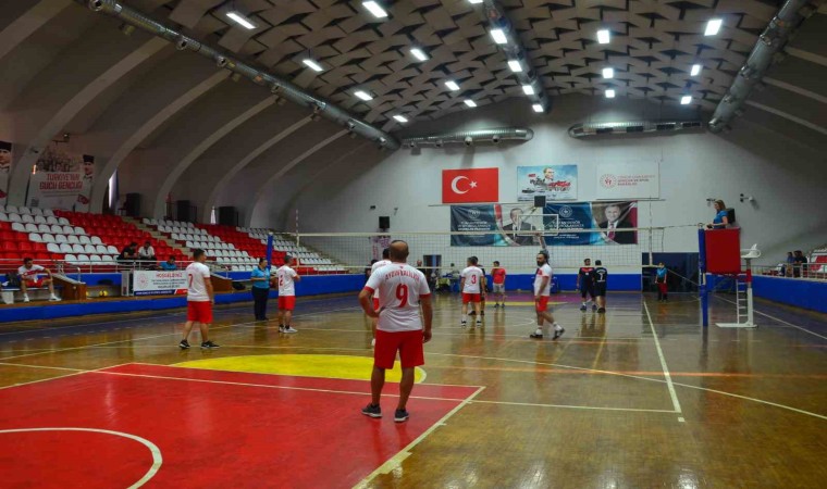 Aydında 15 Temmuz Voleybol Turnuvası başladı