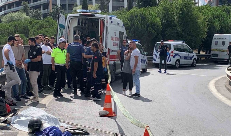 Bağcılarda motosikleti ile kaza yapan polis memuru hayatını kaybetti