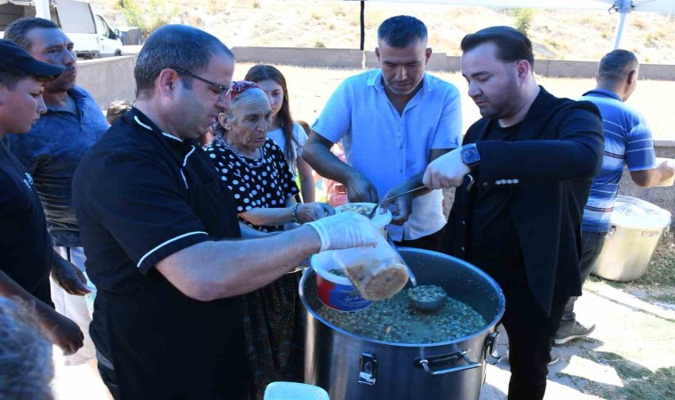 Balıkesir Büyükşehir, Macarlar ve Kabakderede aşure hayrı düzenledi