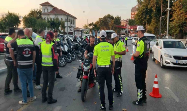 Bandırmada motosiklet sürücülerine ekipman kullanımının önemi hatırlatıldı