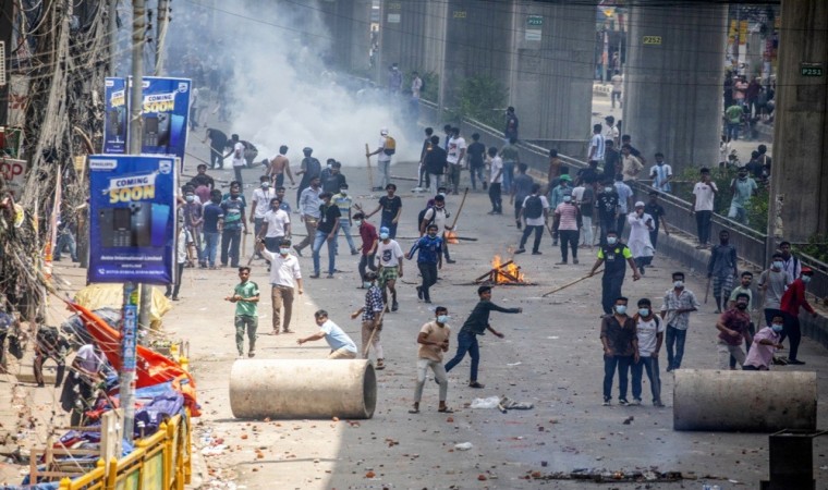 Bangladeşteki protestolarda can kaybı 25e yükseldi