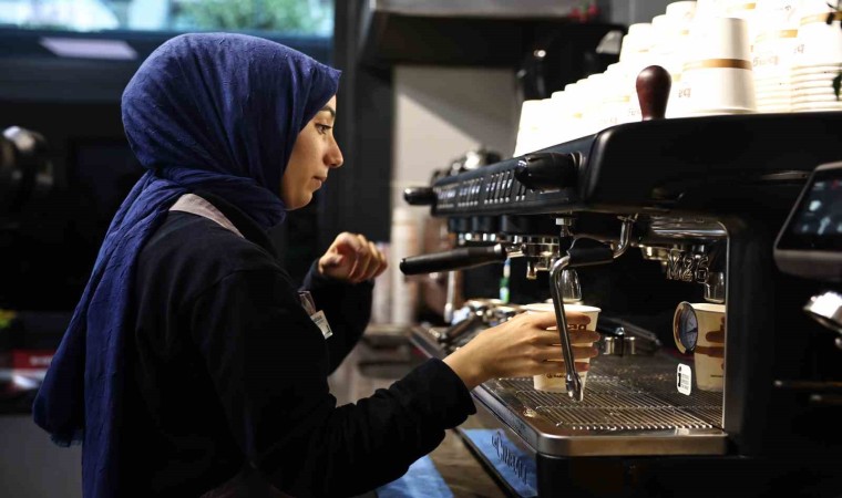 Barista kursunu bitirip Bağ-Kafede işe başladılar