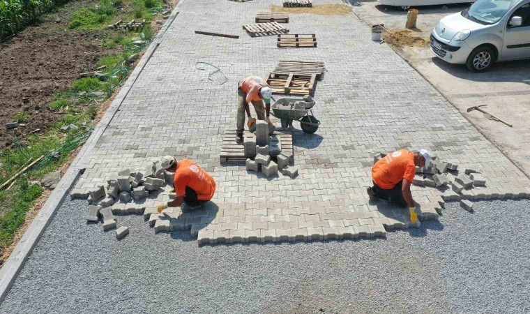 Başiskelede parke yol çalışmaları devam ediyor