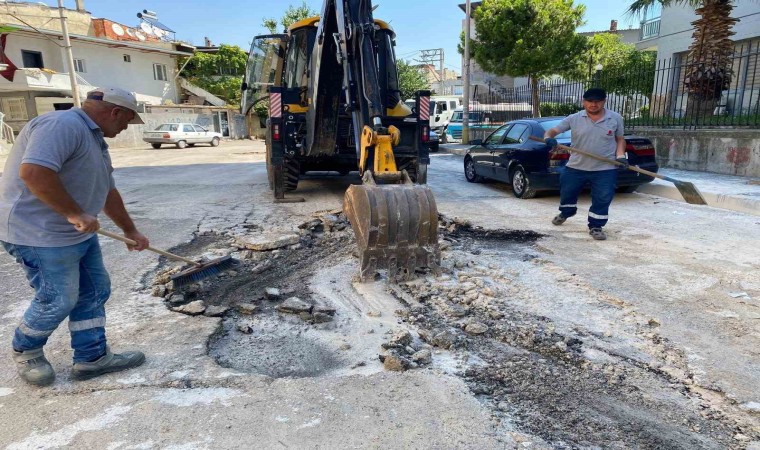 Bayraklıda sel felaketinin yaraları sarılıyor