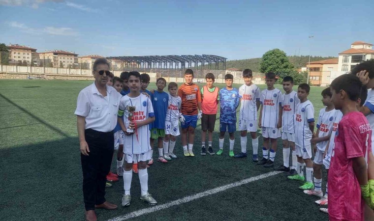 Bilecik U13 Gençler Ligi şampiyonu oldular