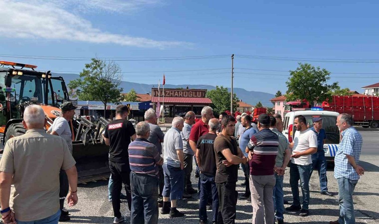 Boluda ölümlü kazaların meydana geldiği kavşak kapatılıyor: Sanayi esnafı ayaklandı