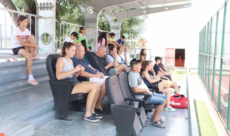 Boluda Ulusal Tenis Turnuvası başladı