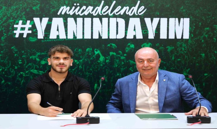 Bursaspor, Bilal Güneyle sözleşme yeniledi