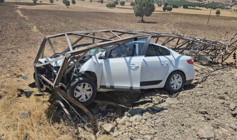 Diyarbakırda piknik yolunda kaza: 1i ağır 4 yaralı