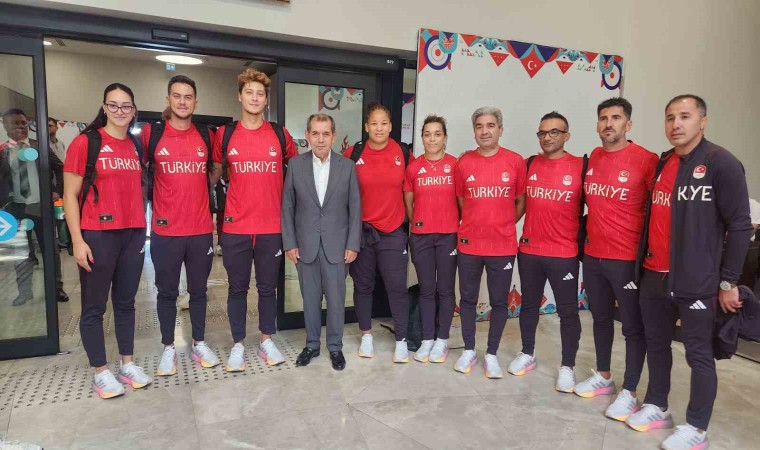 Dursun Özbekten, Paris 2024 Olimpiyat Oyunlarında mücadelede edecek sporculara destek