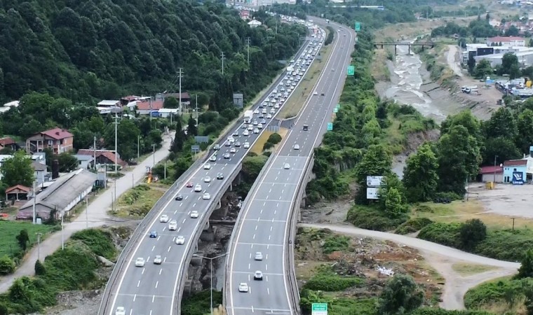 Düzcede araç sayısı 140 bini geçti