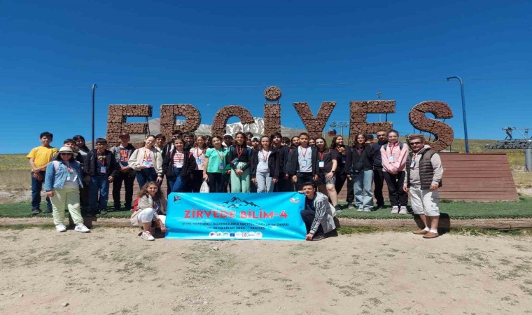 Erciyes A.Ş. Erciyes Dağı Bilim Okulunda 26 ilden öğrencileri zirvede buluşturdu