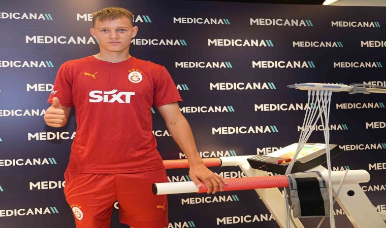 Galatasaraylı futbolcular sağlık kontrolünden geçti